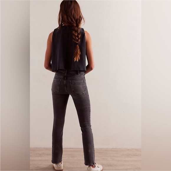 Free People We The Free Mid Rise Crop Boot Jeans NWOT Size 27 - Picture 4 of 5